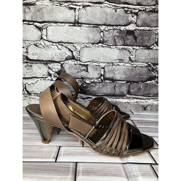 Nanette Lepore Silver Patent Brown Leather Ankle Straps Heels Women Sz 38EU/7.5M - Picture 3 of 16